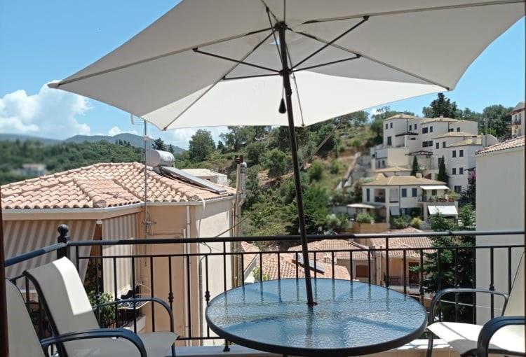 Hermes Holiday Home In The Port Of Sivota Buitenkant foto