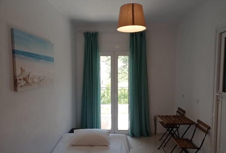 Hermes Holiday Home In The Port Of Sivota Buitenkant foto